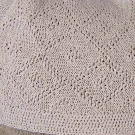 صورة طاقية رجالي لون بيج